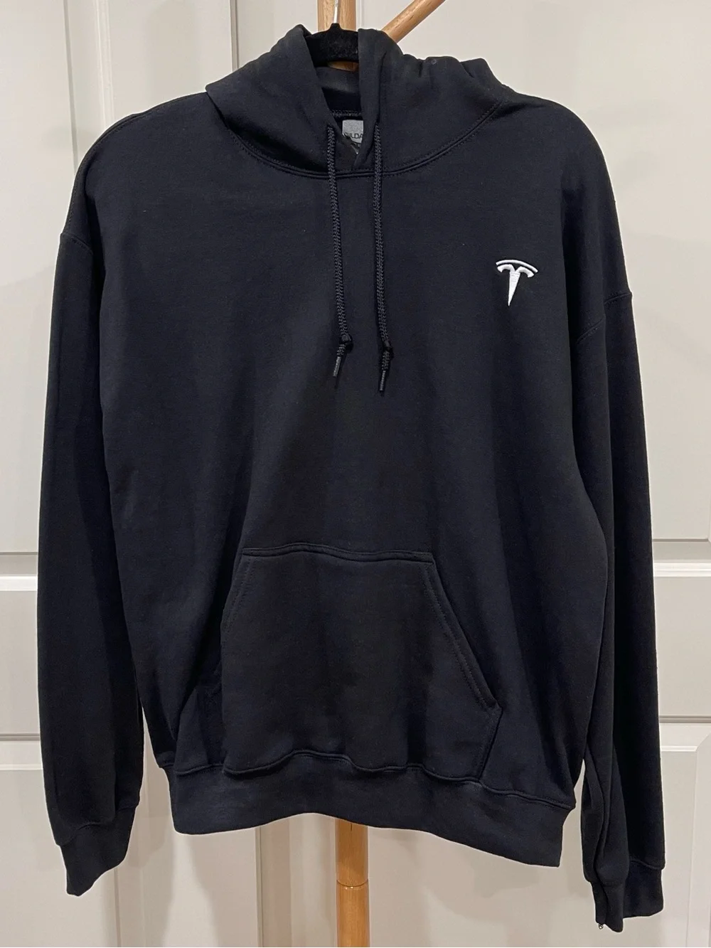 Gildan Men's Black Tesla Embroidered Hoodie
